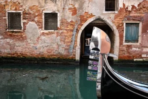 reflectedgondola